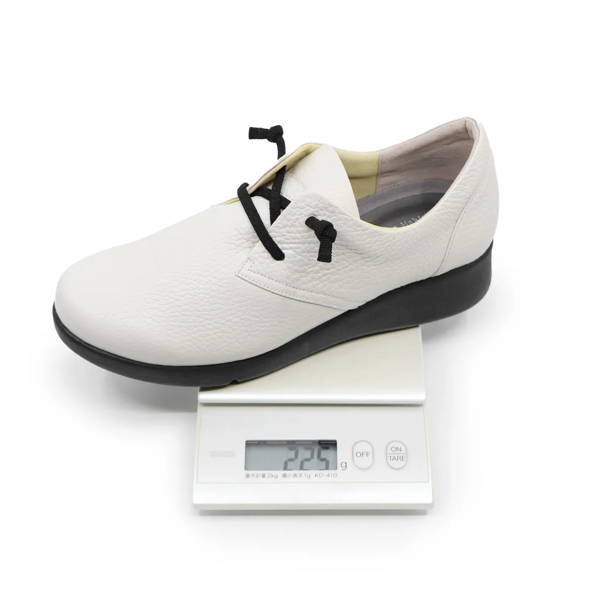 SOUNE White Soft Walking Sneakers