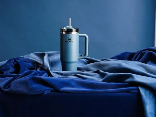 Stanley Quencher H2.0 FlowState Stainless Steel Vacuum Insulated Tumbler with Lid and Straw for Water, Iced Tea or Coffee, Smoothie and More, Blue Spruce, 30oz